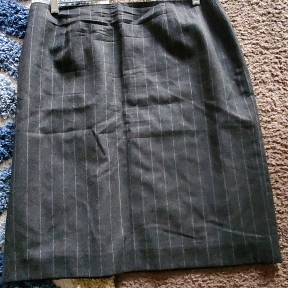 Ralph Lauren skirt - Picture 5 of 8